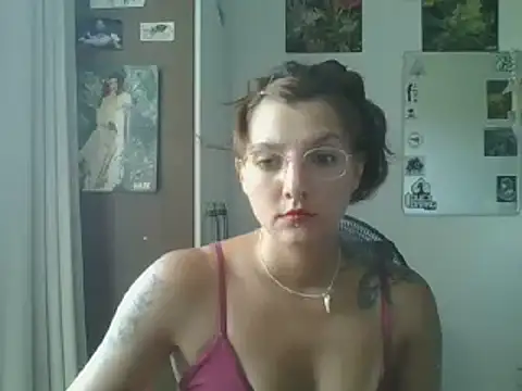 Snapshot of SweetyBabyDemon chatting on 03/07/25, 03:49 SweetyBabyDemon online show from 03/07/25, 03:49