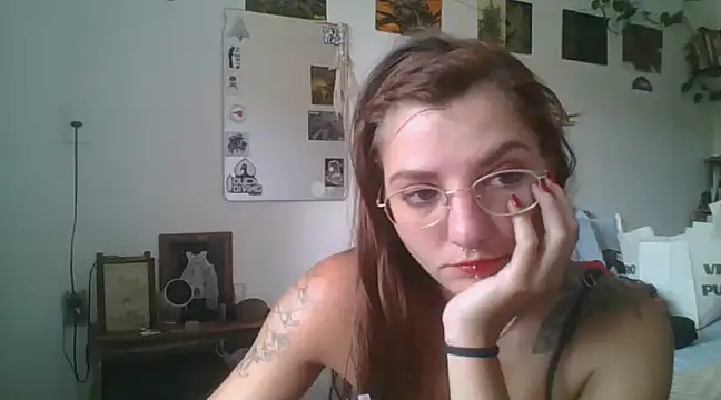 Snapshot of SweetyBabyDemon chatting on 03/17/25, 02:01 SweetyBabyDemon online show from 03/17/25, 02:01