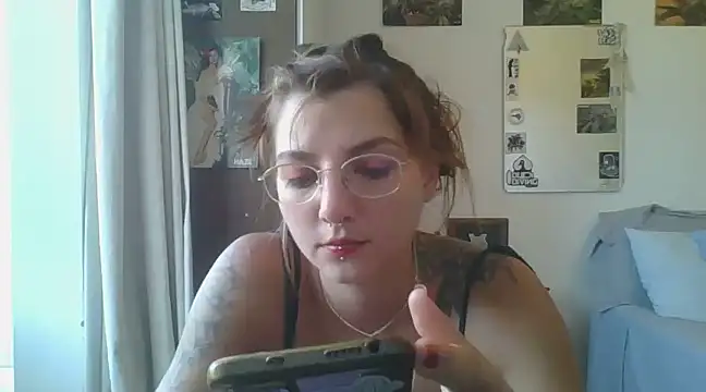 Snapshot of SweetyBabyDemon chatting on 03/21/25, 06:40 SweetyBabyDemon online show from 03/21/25, 06:40