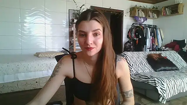 Snapshot of SweetyBabyDemon chatting on 09/10/25, 04:40 SweetyBabyDemon online show from 09/10/25, 04:40