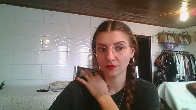 Snapshot of SweetyBabyDemon chatting on 09/21/25, 07:15 SweetyBabyDemon online show from 09/21/25, 07:15