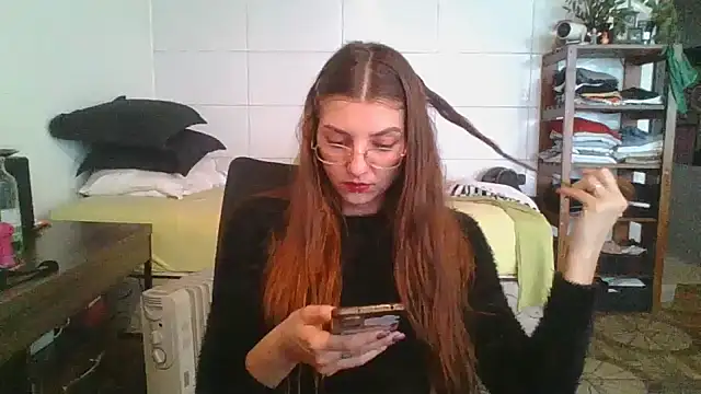 Snapshot of SweetyBabyDemon chatting on 09/28/25, 02:00 SweetyBabyDemon online show from 09/28/25, 02:00