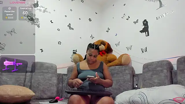 BrianaHazel online show from 11/10/25, 12:09