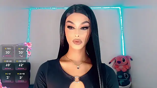  Riannagarcia  online show from 10/12/25, 03:16