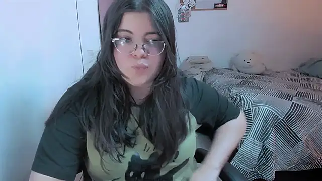 Snapshot of Aria_Fullbuster chatting on 10/27/25, 09:08 Aria Fullbuster online show from 10/27/25, 09:08