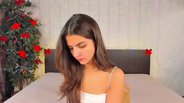 Snapshot of Milana_Crystal_ chatting on 01/03/25, 08:10 Milana Crystal online show from 01/03/25, 08:10