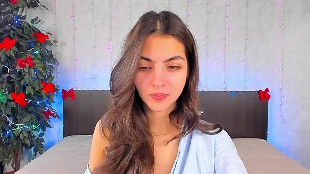 Snapshot of Milana_Crystal_ chatting on 01/06/25, 08:14 Milana Crystal online show from 01/06/25, 08:14