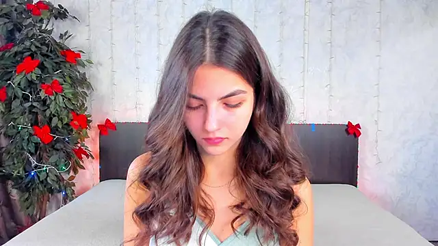 Snapshot of Milana_Crystal_ chatting on 01/21/25, 08:19 Milana Crystal online show from 01/21/25, 08:19