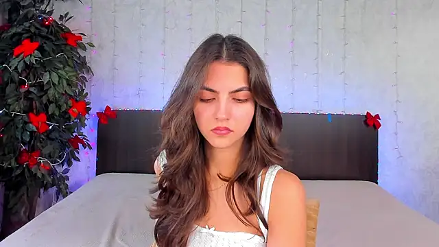 Snapshot of Milana_Crystal_ chatting on 01/28/25, 11:28 Milana Crystal online show from 01/28/25, 11:28