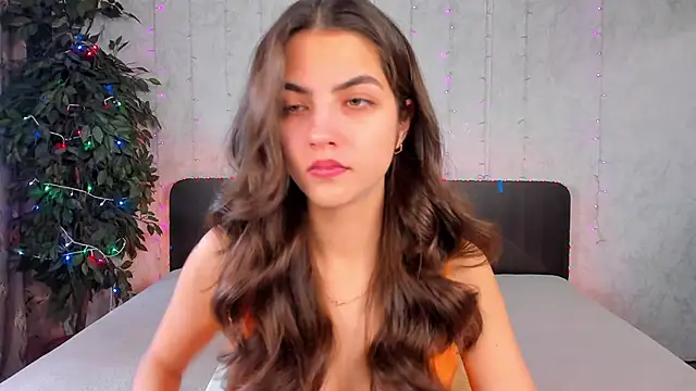 Snapshot of Milana_Crystal_ chatting on 02/03/25, 08:13 Milana Crystal online show from 02/03/25, 08:13