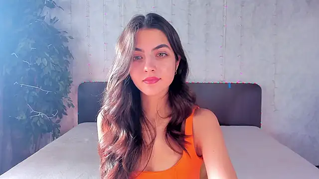 Snapshot of Milana_Crystal_ chatting on 02/03/25, 11:20 Milana Crystal online show from 02/03/25, 11:20