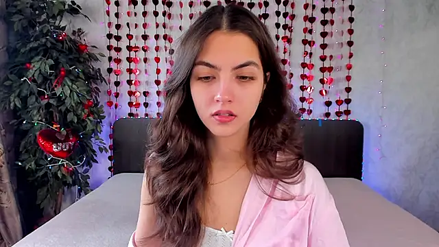 Snapshot of Milana_Crystal_ chatting on 02/10/25, 08:20 Milana Crystal online show from 02/10/25, 08:20