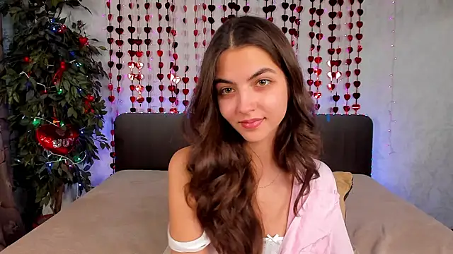 Snapshot of Milana_Crystal_ chatting on 02/10/25, 11:25 Milana Crystal online show from 02/10/25, 11:25