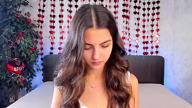 Snapshot of Milana_Crystal_ chatting on 02/19/25, 08:12 Milana Crystal online show from 02/19/25, 08:12