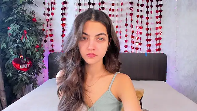 Snapshot of Milana_Crystal_ chatting on 02/22/25, 08:29 Milana Crystal online show from 02/22/25, 08:29