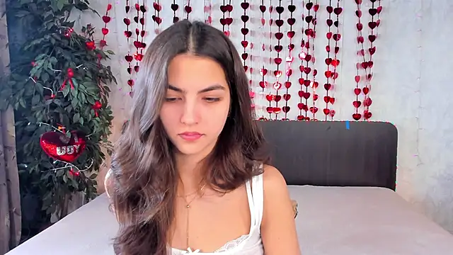 Snapshot of Milana_Crystal_ chatting on 02/27/25, 08:06 Milana Crystal online show from 02/27/25, 08:06