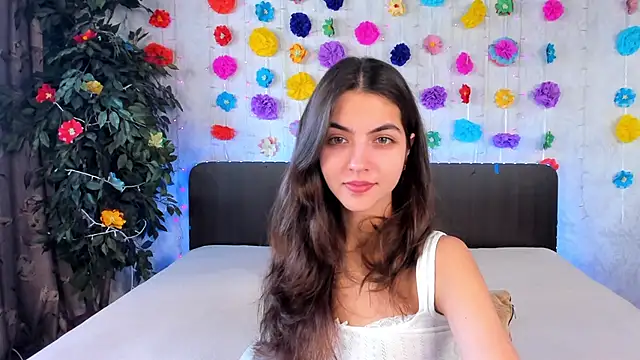 Snapshot of Milana_Crystal_ chatting on 03/07/25, 08:23 Milana Crystal online show from 03/07/25, 08:23