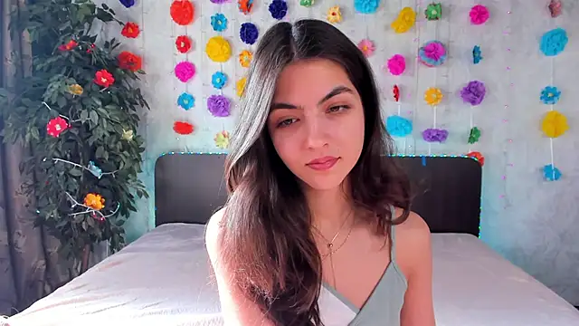 Snapshot of Milana_Crystal_ chatting on 03/11/25, 11:33 Milana Crystal online show from 03/11/25, 11:33