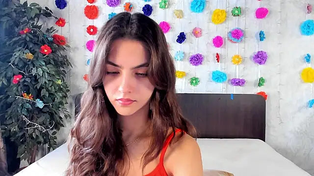 Snapshot of Milana_Crystal_ chatting on 03/21/25, 08:06 Milana Crystal online show from 03/21/25, 08:06