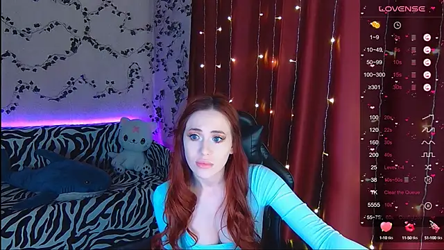 Snapshot of Sidney_blush chatting on 02/05/25, 03:34 Sidney blush online show from 02/05/25, 03:34