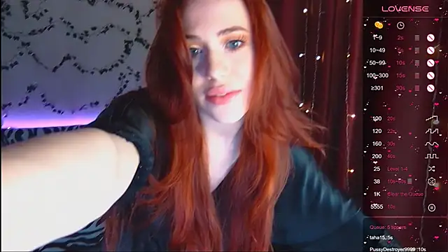 Snapshot of Sidney_blush chatting on 03/06/25, 03:24 Sidney blush online show from 03/06/25, 03:24