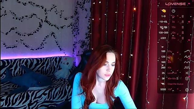 Snapshot of Sidney_blush chatting on 03/14/25, 04:21 Sidney blush online show from 03/14/25, 04:21