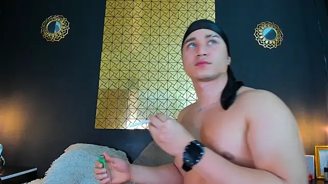 francesco evan online show from 01/11/25, 09:04