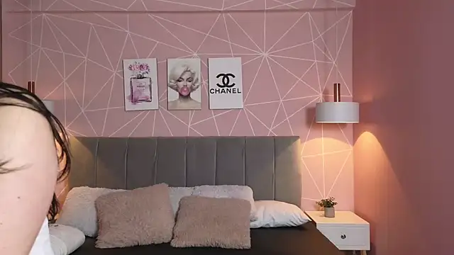 zara  sweet online show from 10/08/25, 01:20