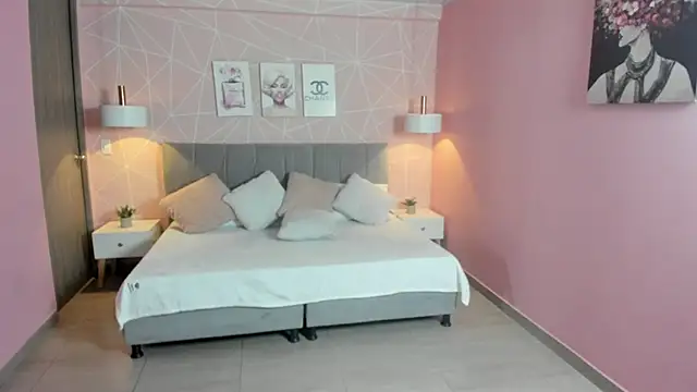 zara  sweet online show from 10/09/25, 01:09