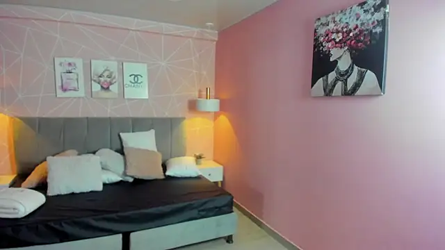 zara  sweet online show from 10/23/25, 01:43