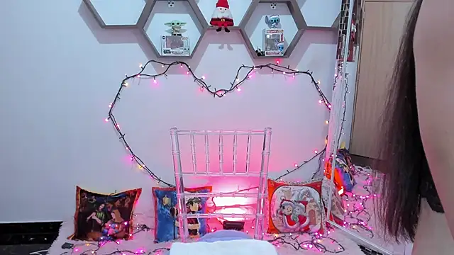 SharonSander online show from 12/28/24, 01:08