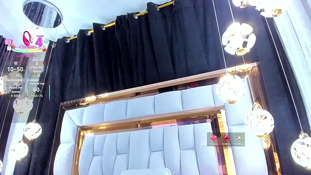 SarayRoyse online show from 11/15/25, 07:32