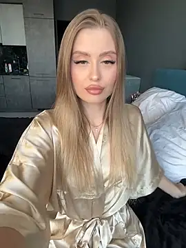 Sweet  Milly online show from 01/22/25, 11:45