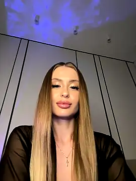 Sweet  Milly online show from 10/26/25, 03:40