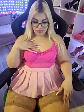 Snapshot of MariellaSun_ chatting on 03/14/25, 06:53 MariellaSun  online show from 03/14/25, 06:53