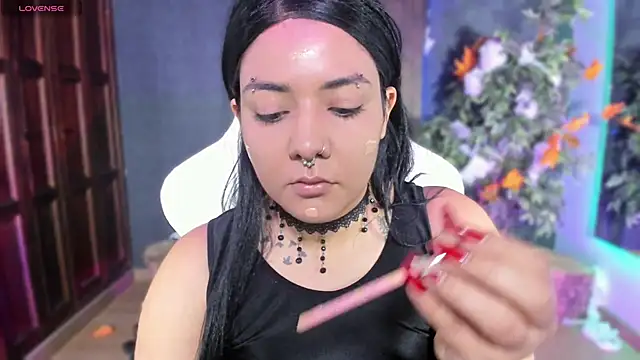 Evelynn online show from 10/28/25, 10:41