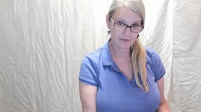 irinamaux online show from 02/19/25, 05:06