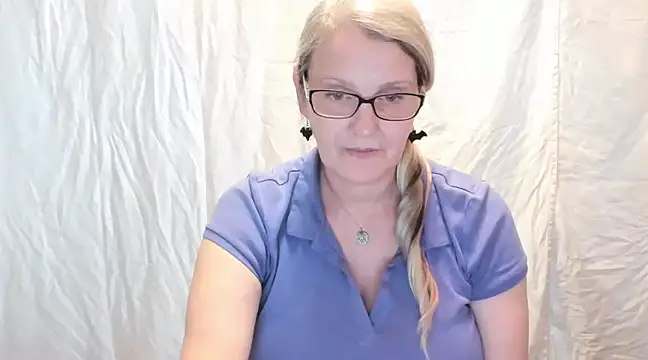 irinamaux online show from 02/20/25, 01:51