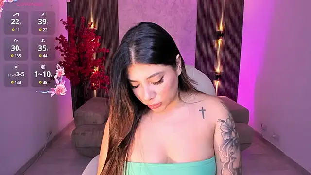 Snapshot of celeste_rosse chatting on 01/21/25, 03:15 celeste rosse online show from 01/21/25, 03:15