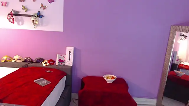 Snapshot of fransheska_rossi chatting on 12/28/24, 04:20 fransheska rossi online show from 12/28/24, 04:20