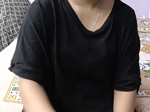 Snapshot of Freya_nia chatting on 10/19/25, 06:14 Freya nia online show from 10/19/25, 06:14