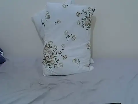 Giannah01 online show from 01/30/25, 04:48