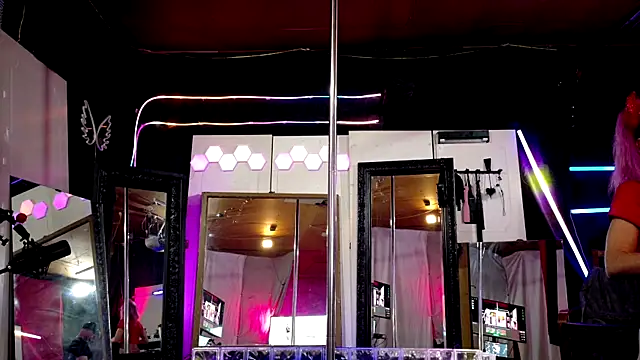 MadisonMarie online show from 10/26/25, 06:30