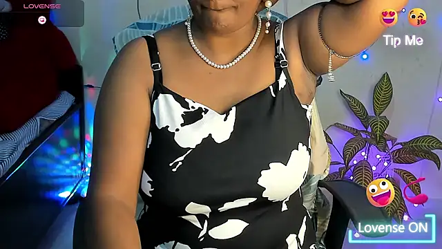 Love Winss online show from 09/13/25, 03:06