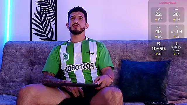 Snapshot of Bruno_Mattos chatting on 12/18/24, 06:03 Bruno Mattos online show from 12/18/24, 06:03