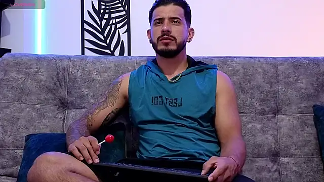 Snapshot of Bruno_Mattos chatting on 01/17/25, 10:45 Bruno Mattos online show from 01/17/25, 10:45