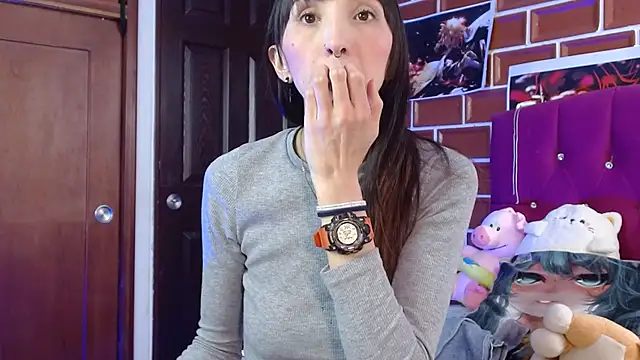 Snapshot of Sakura_and_yuki chatting on 03/07/25, 08:44 Sakura and yuki online show from 03/07/25, 08:44