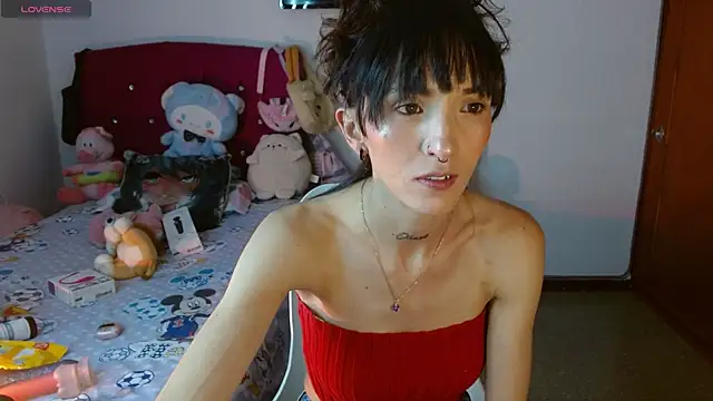 Snapshot of Sakura_and_yuki chatting on 09/11/25, 03:01 Sakura and yuki online show from 09/11/25, 03:01