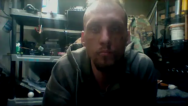 Aaronbp online show from 11/17/25, 04:29