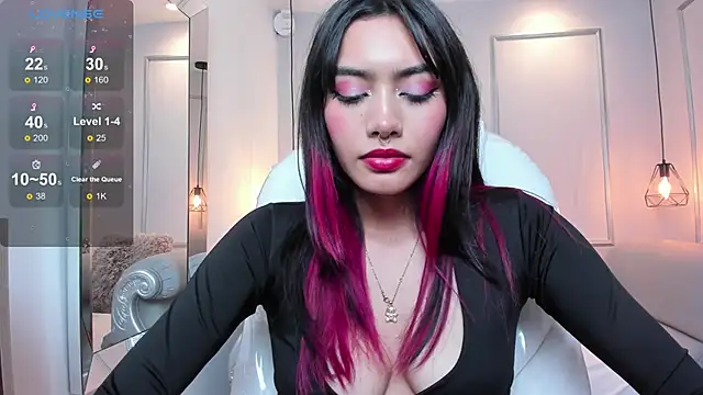 Snapshot of AzuraKindong chatting on 02/24/25, 10:25 AzuraKindong online show from 02/24/25, 10:25